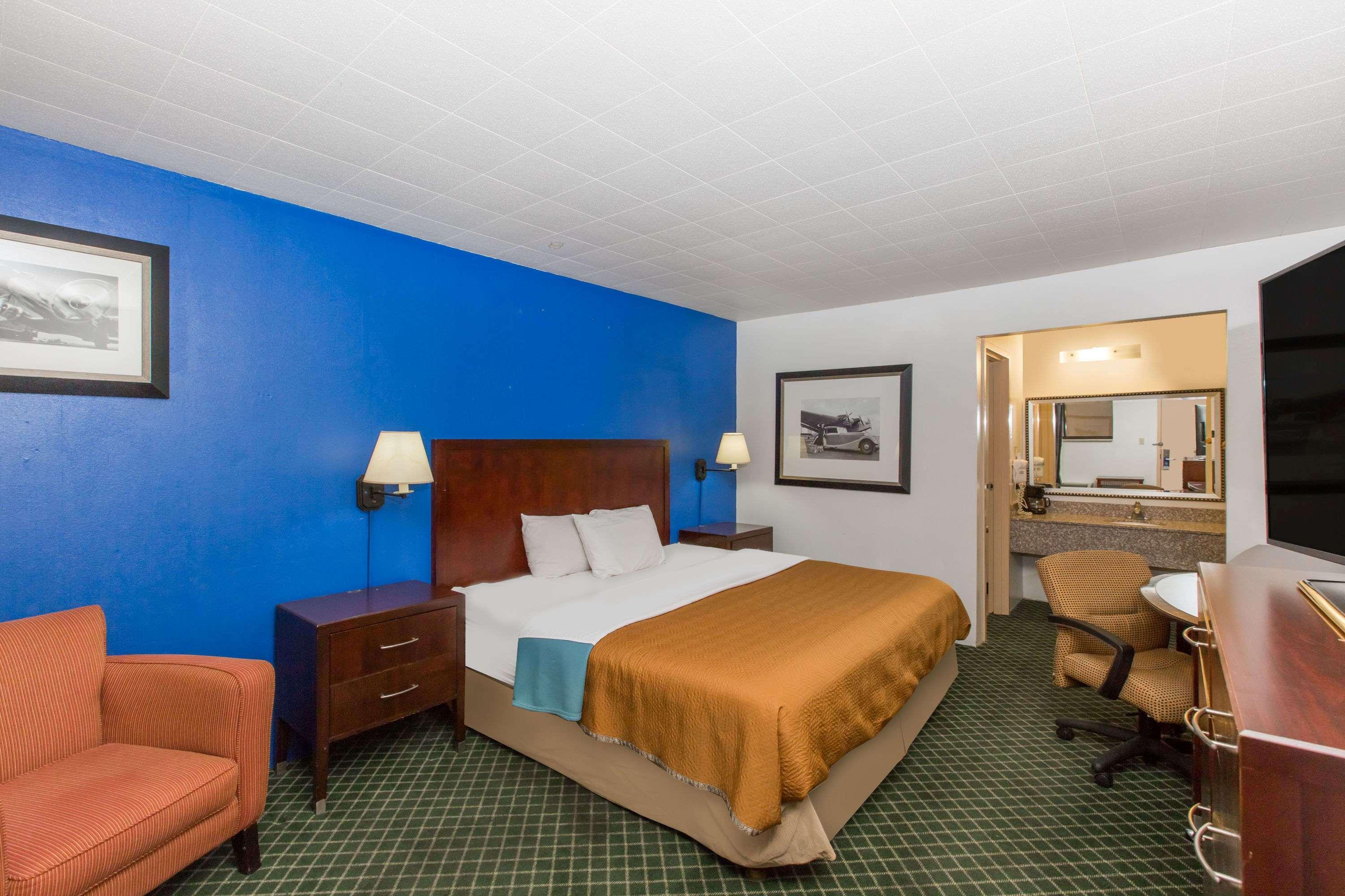 Travelodge By Wyndham Great Bend Ngoại thất bức ảnh