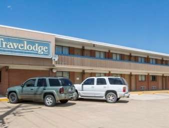 Travelodge By Wyndham Great Bend Ngoại thất bức ảnh